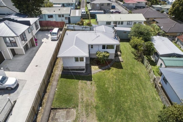 Photo of property in 13 Rimu Road, Manurewa, Auckland, 2102
