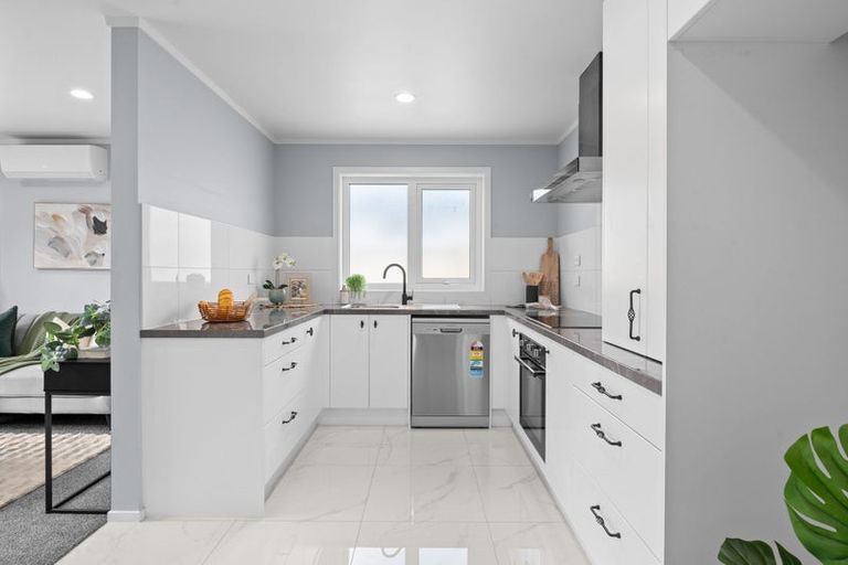 Photo of property in 3/6 Dominion Road, Nawton, Hamilton, 3200