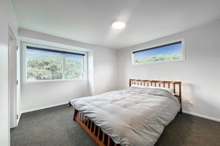 Photo of property in 34a Viewmont Drive, Harbour View, Lower Hutt, 5010