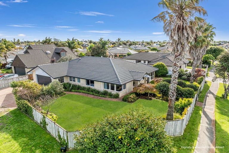 Photo of property in 126 Santa Monica Drive, Papamoa Beach, Papamoa, 3118
