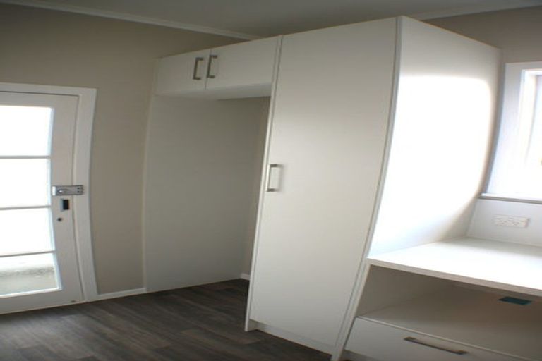 Photo of property in 9 Brown Grove, Fairfield, Lower Hutt, 5011