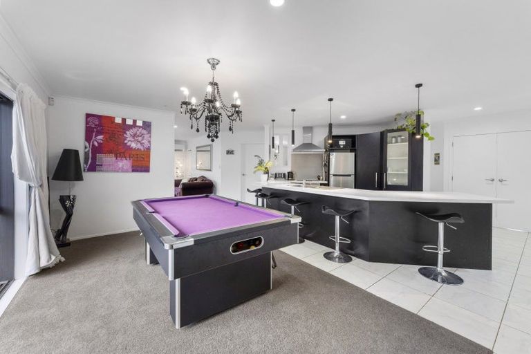 Photo of property in 13 Frankie Stevens Place, Riverstone Terraces, Upper Hutt, 5018