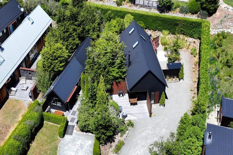 Photo of property in 17 D'archiac Drive, Lake Tekapo, 7999