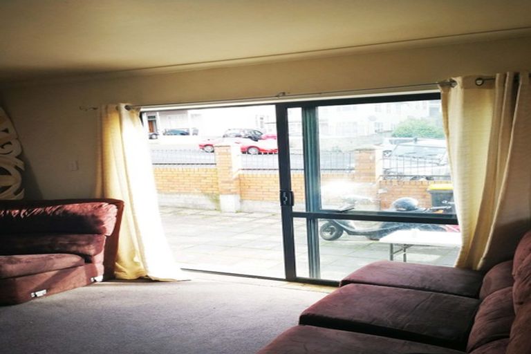 Photo of property in 130 Cargill Street, Dunedin Central, Dunedin, 9016