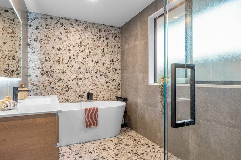 Photo of property in 5 Burkett Street, Marshland, Christchurch, 8051