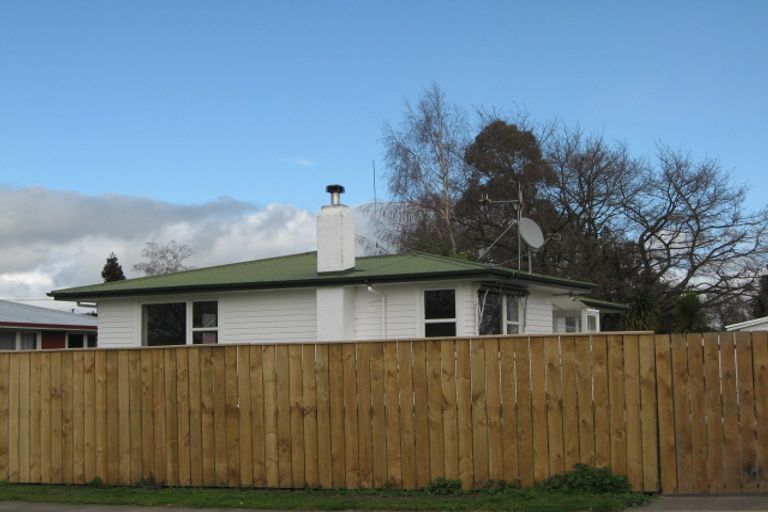 Photo of property in 100 Lipscombe Crescent, Havelock North, 4130