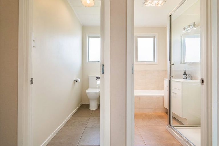 Photo of property in 24 Weza Lane, Kumeu, 0810