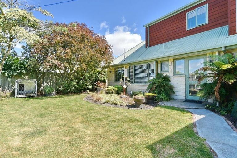 Photo of property in 7 Milesbrook Close, Rangiora, 7400