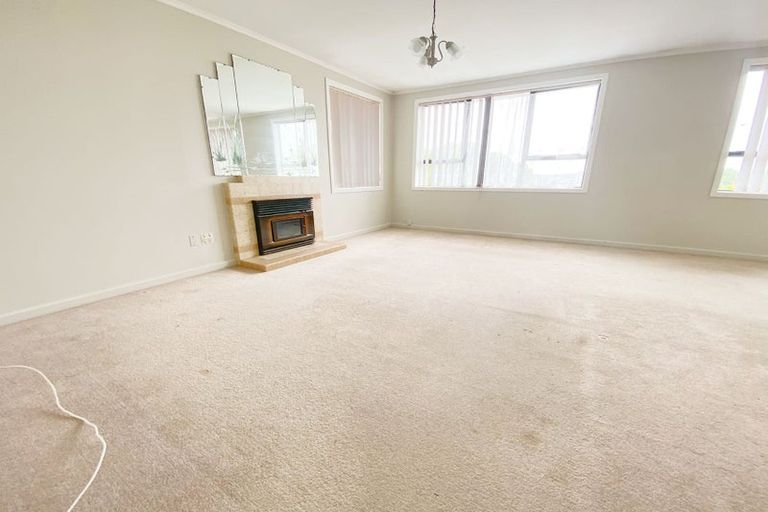 Photo of property in 14 Wharf Road, Te Atatu Peninsula, Auckland, 0610