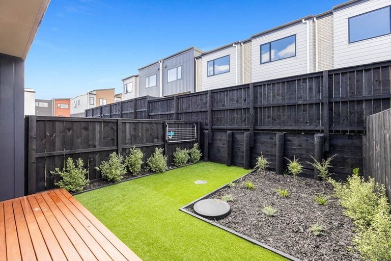 Photo of property in 18 Rana Road, Flat Bush, Auckland, 2019