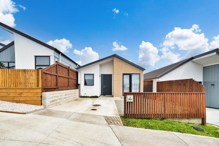 Photo of property in 30 Morus Road, Massey, Auckland, 0614