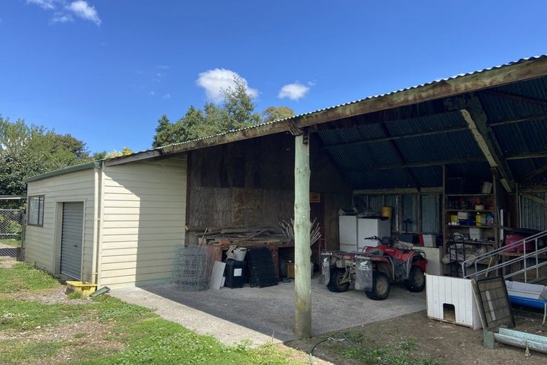 Photo of property in 2337 Rangiwahia Road, Rangiwahia, Kimbolton, 4774