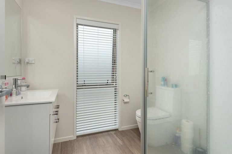 Photo of property in 6 Teachers Court, Papamoa Beach, Papamoa, 3118