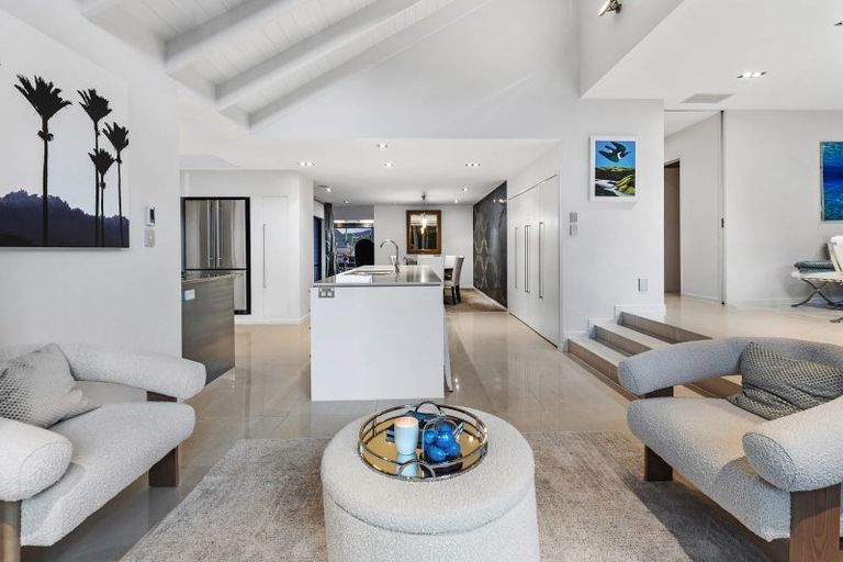 Photo of property in 1/8 The Esplanade, Campbells Bay, Auckland, 0630