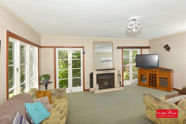 Photo of property in 135 King Street, Hikurangi, 0114