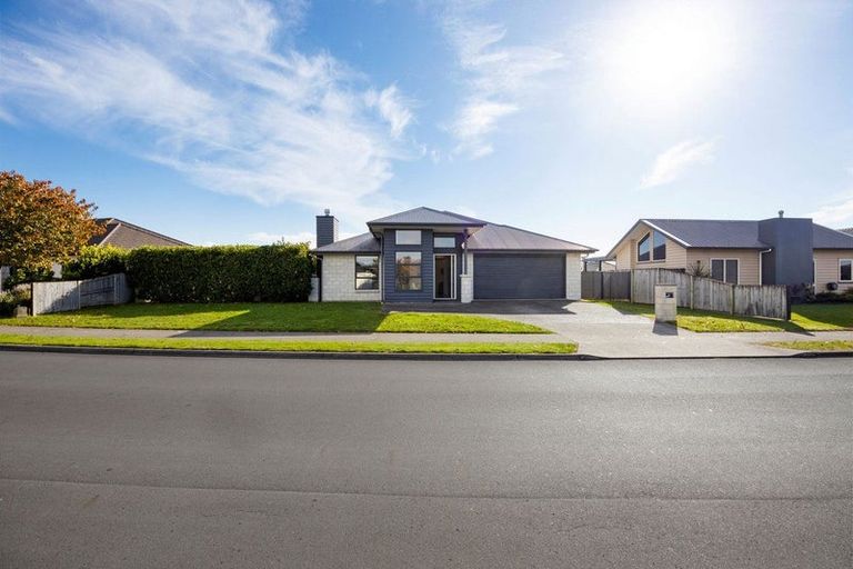 Photo of property in 38 Tulip Drive, Cambridge, 3434