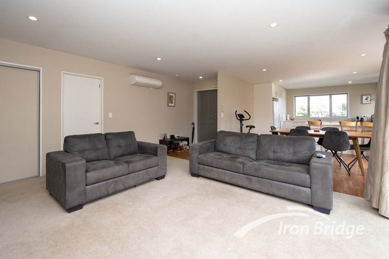Photo of property in 17 Faringdon Boulevard, Rolleston, 7615