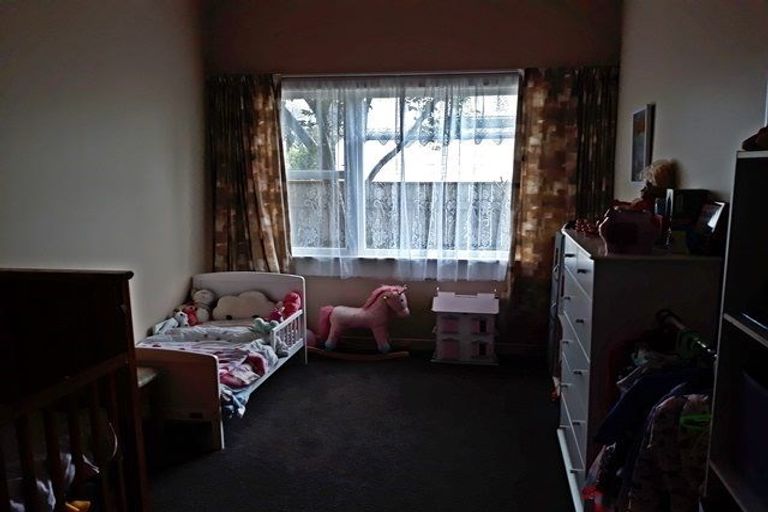 Photo of property in 88 Wood Street, Takaro, Palmerston North, 4410
