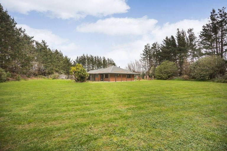 Photo of property in 1351 Rongotea Road, Kairanga, Palmerston North, 4475