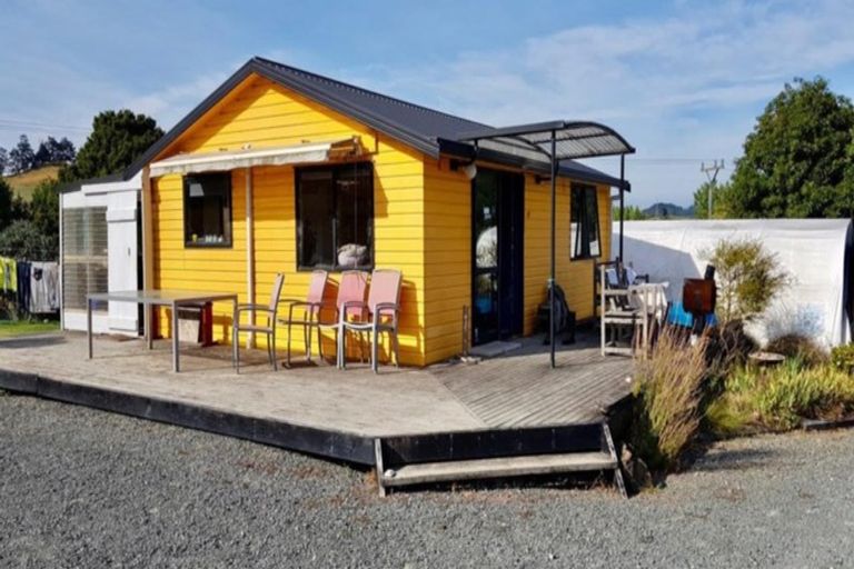 Photo of property in 47 Tavinor Road, Otaika, Whangarei, 0170