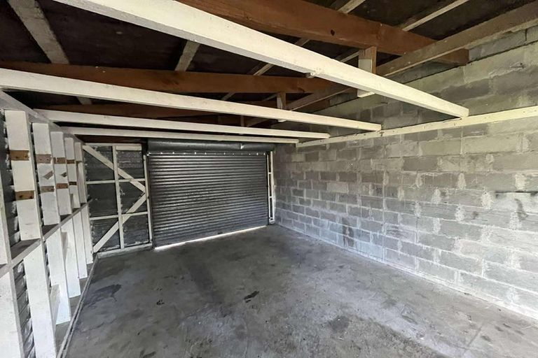 Photo of property in 3 Kauri Street, Levin, 5510