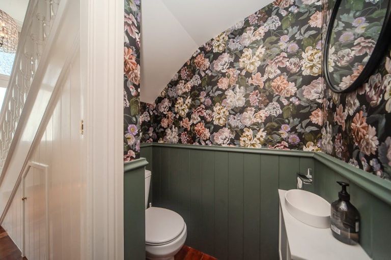 Photo of property in 100 Rintoul Street, Newtown, Wellington, 6021