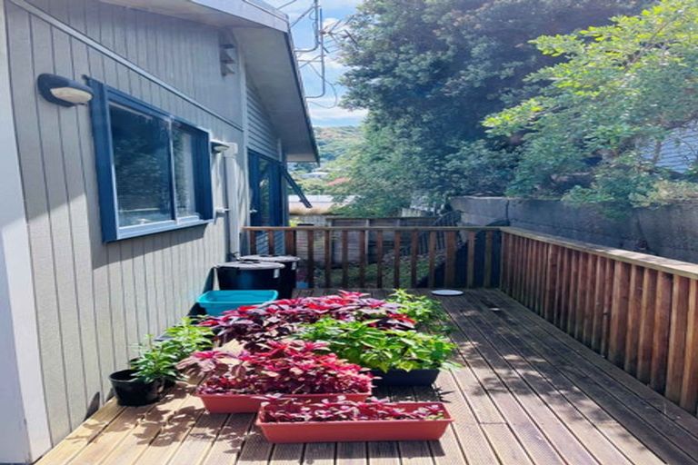 Photo of property in 18b Tamar Street, Island Bay, Wellington, 6023