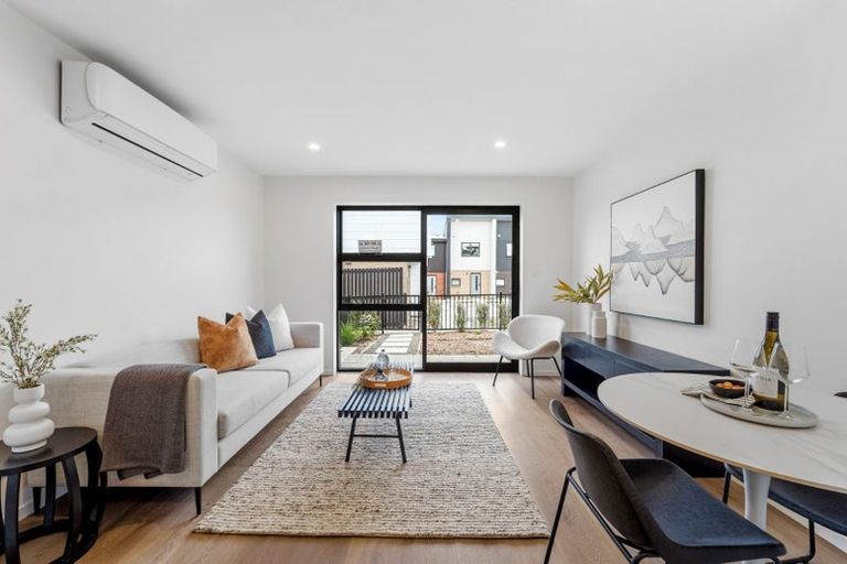 Photo of property in 361 Glengarry Road, Glen Eden, Auckland, 0602