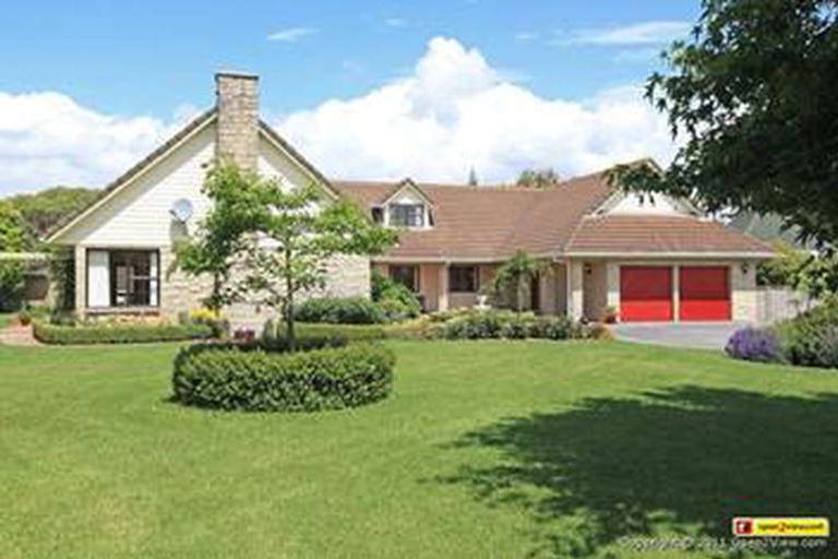 Photo of property in 6 Lavinia Grove, Waikanae Beach, Waikanae, 5036