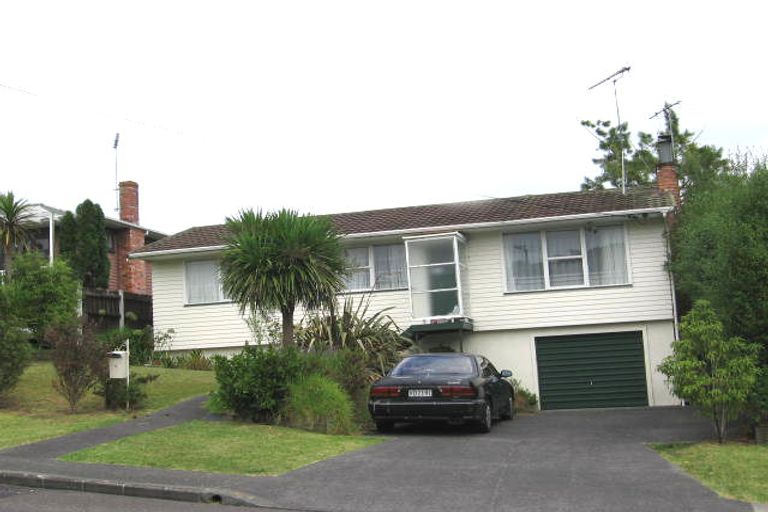 Photo of property in 6 Lauderdale Road, Birkdale, Auckland, 0626