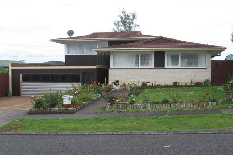 Photo of property in 4 Parkview Place, Pakuranga, Auckland, 2010