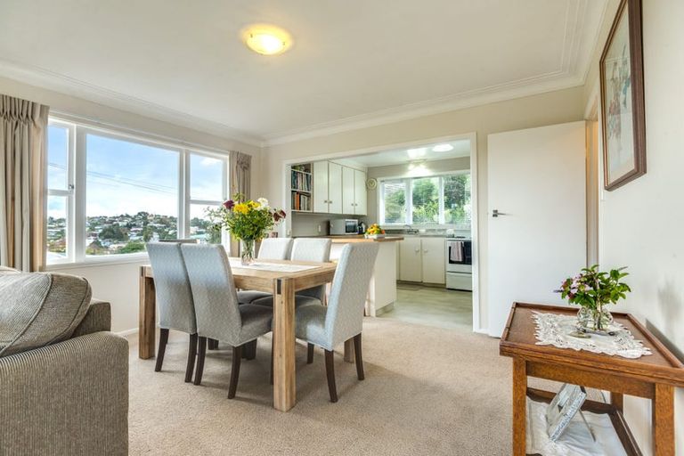 Photo of property in 1/19 Edgeworth Road, Glenfield, Auckland, 0629