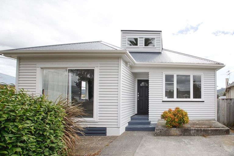Photo of property in 1/27 Merton Street, Trentham, Upper Hutt, 5018