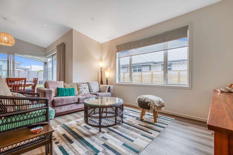 Photo of property in 30 Awatea Drive, Whitianga, 3510