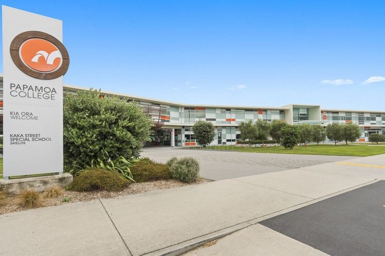 Photo of property in 49 Leet Crescent, Papamoa Beach, Papamoa, 3118