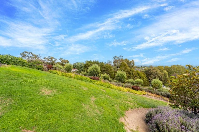 Photo of property in 9 Burbury Ridge, Havelock North, 4130