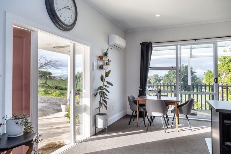 Photo of property in 133 Adelaide Road, Dannevirke, 4930