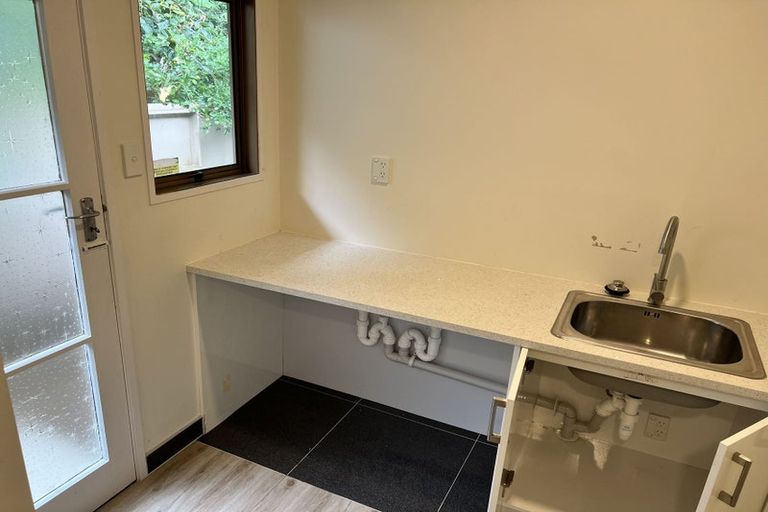 Photo of property in 63 Verran Road, Birkenhead, Auckland, 0626