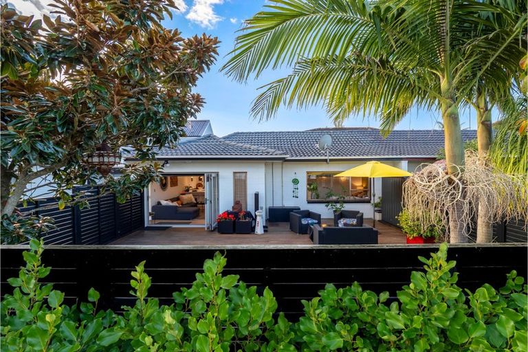 Photo of property in 2b The Circle, Manly, Whangaparaoa, 0930