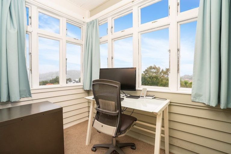 Photo of property in 60 Hatton Street, Karori, Wellington, 6012