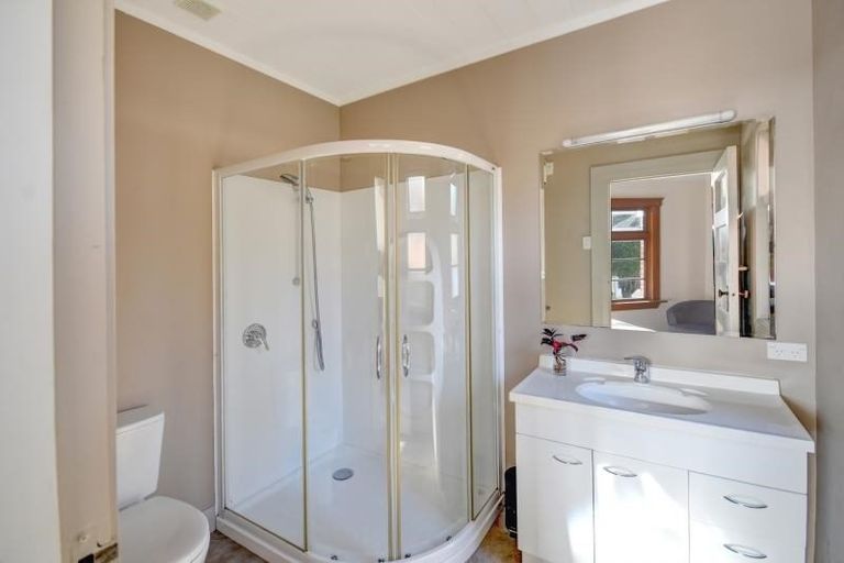 Photo of property in 79 Middleton Road, Kew, Dunedin, 9012