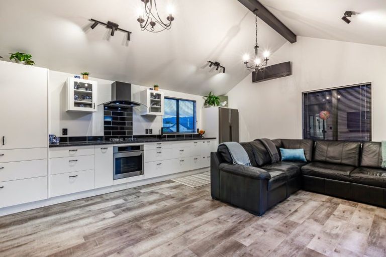 Photo of property in 49 Gawler Street, Te Horo Beach, Otaki, 5581