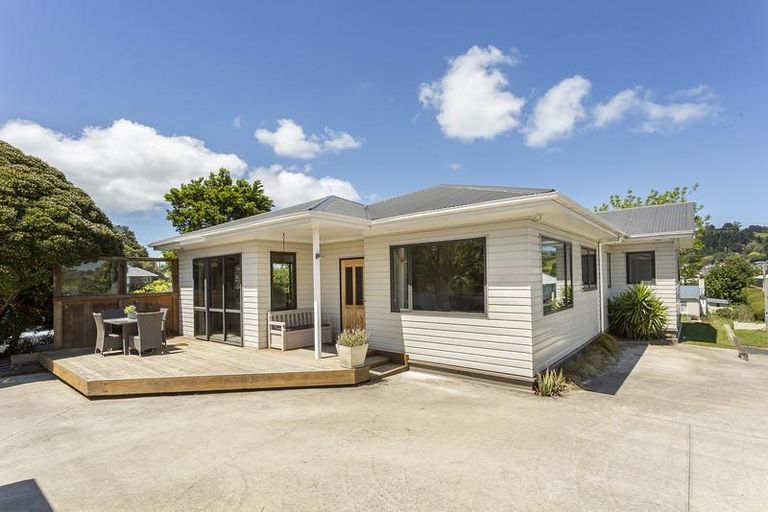 Photo of property in 16 Binnie Street, Abbotsford, Dunedin, 9018
