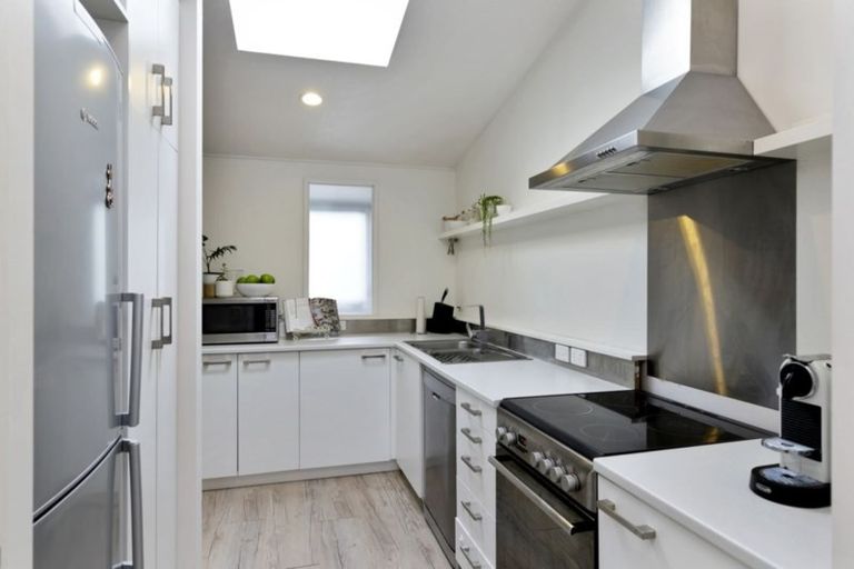 Photo of property in Dixonlane Apartments, 9/7 Feltex Lane, Te Aro, Wellington, 6011