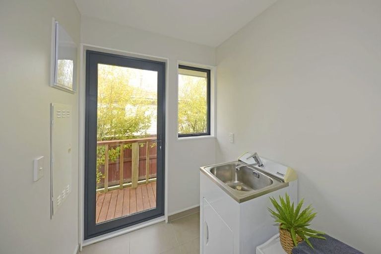 Photo of property in 27 Hargood Street, Woolston, Christchurch, 8062