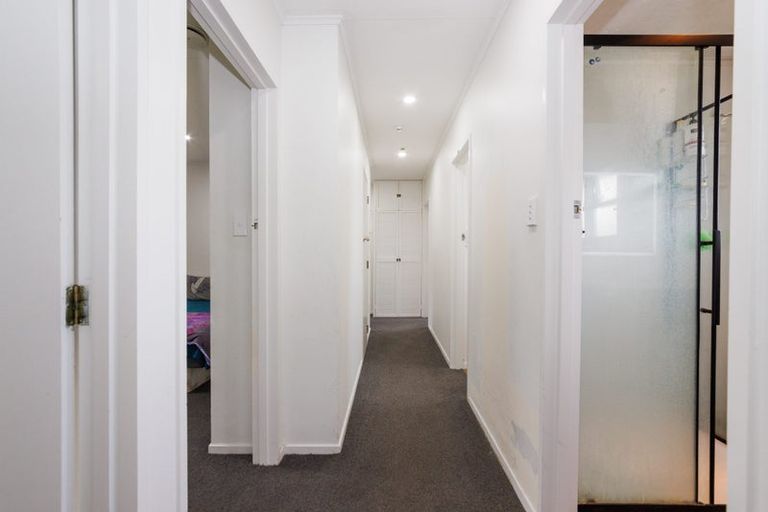 Photo of property in 12 Motuoapa Place, Kelvin Grove, Palmerston North, 4414