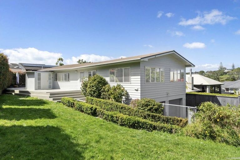 Photo of property in 8 Asbury Crescent, Campbells Bay, Auckland, 0630