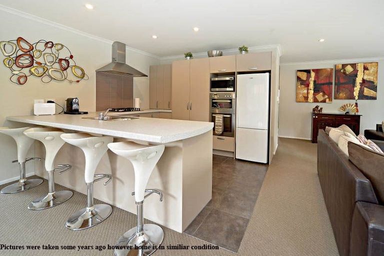 Photo of property in 17 Callis Avenue, Opaheke, Papakura, 2113