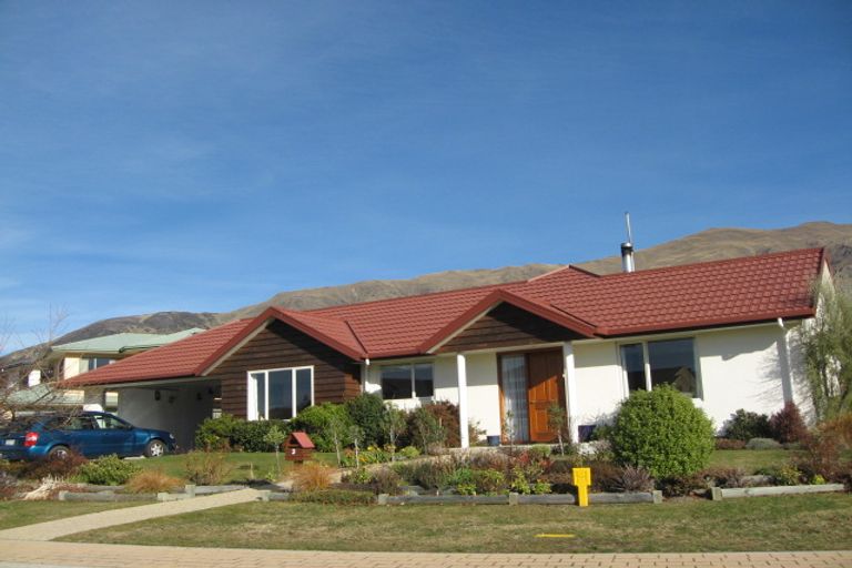 Photo of property in 3 Little Oak Common, Wanaka, 9305