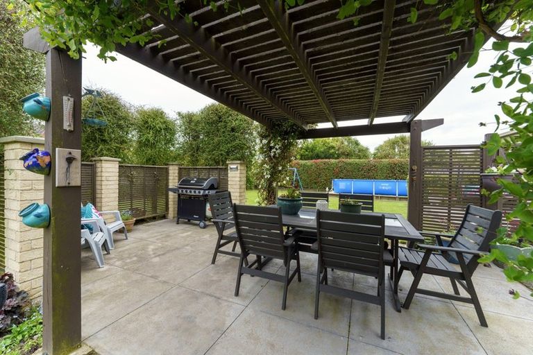 Photo of property in 11 Church Street, Oxford, 7430